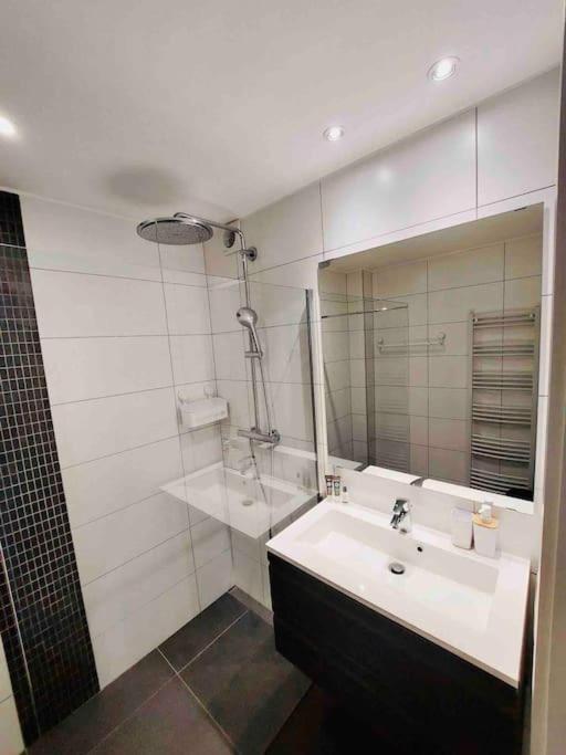 Appartement Cosy & Lumineux Au Coeur De Liege! ภายนอก รูปภาพ